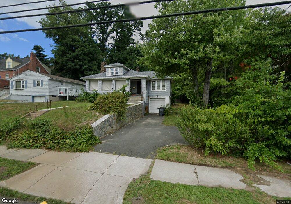 172 Tower Ave, Hartford, CT 06120 - photo 1