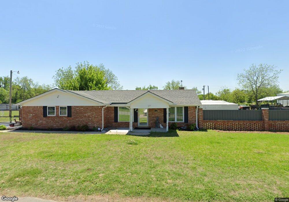 206 W Pecan Ave, Duncan, OK 73533 - photo 1
