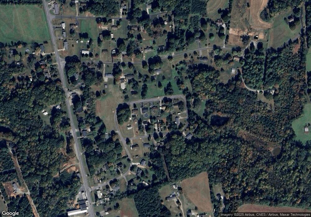 172 Trinity Rd, Statesville, NC 28625 - photo 1