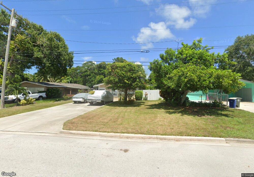 2016 S 11th St, Fort Pierce, FL 34950 - photo 1