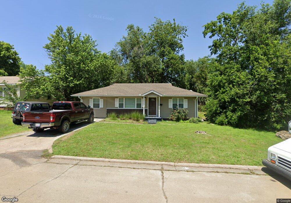 930 E 5th St, Cushing, OK 74023 - photo 1