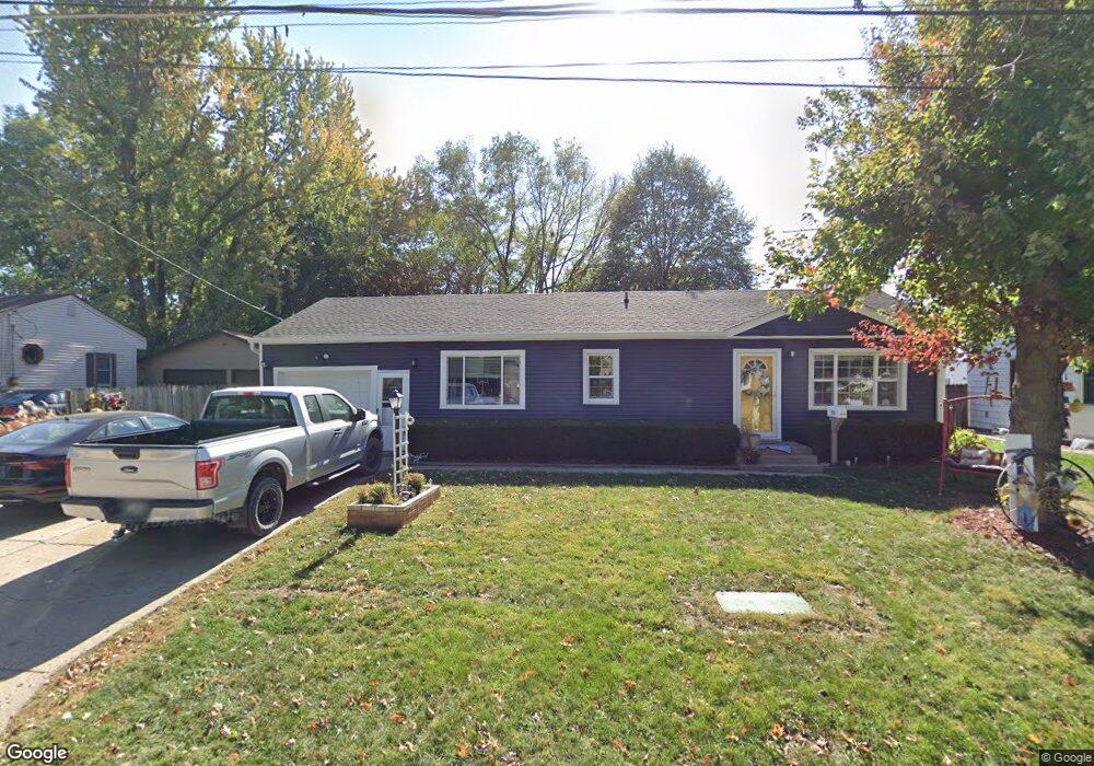 1713 N 2nd Ave E, Newton, IA 50208 - photo 1