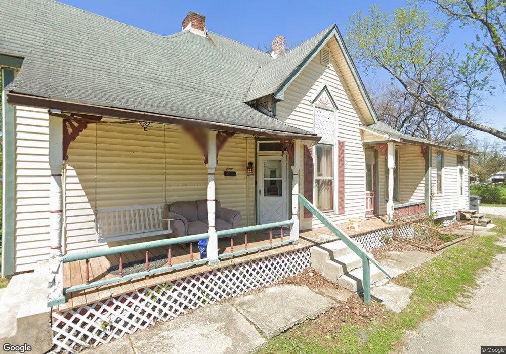 302 W 5th St, Anderson, IN 46016 - photo 1