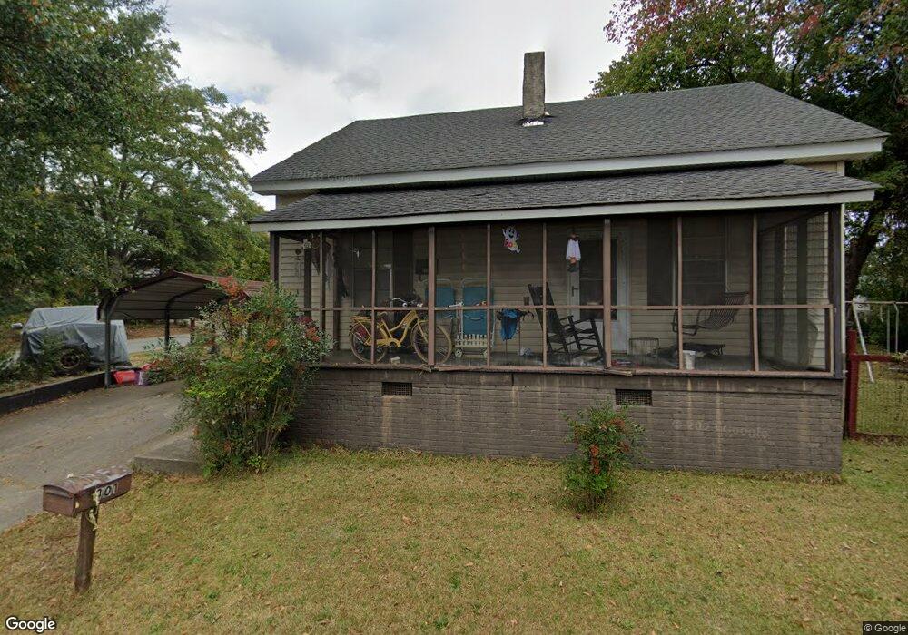 301 Parker St, Walhalla, SC 29691 - photo 1