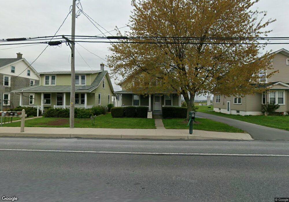 987 W Main St, New Holland, PA 17557 - photo 1