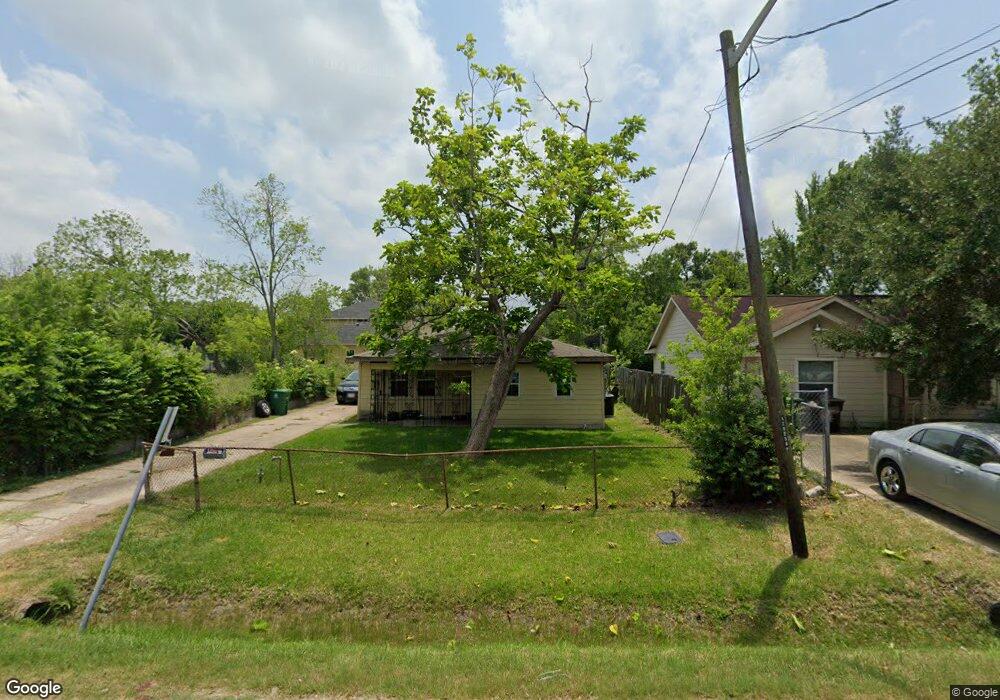 4606 Briscoe St, Houston, TX 77051 - photo 1