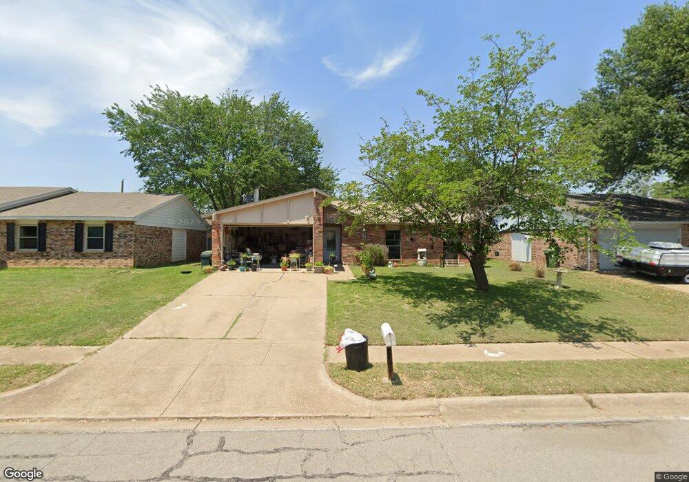 7121 Lancashire Dr, North Richland Hills, TX 76182 - photo 1