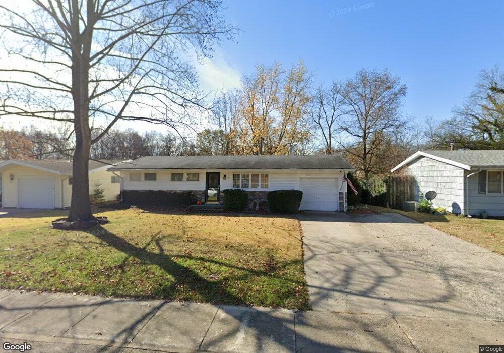 43 S Lakewood Dr, Effingham, IL 62401 - photo 1