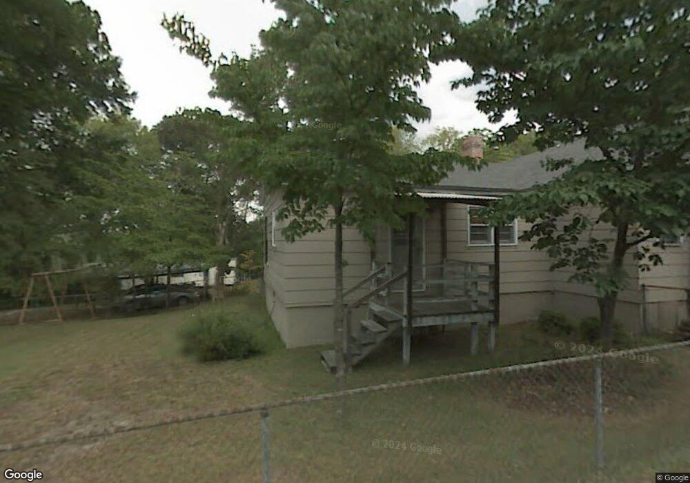 512 Mayview St, Fayetteville, NC 28306 - photo 1