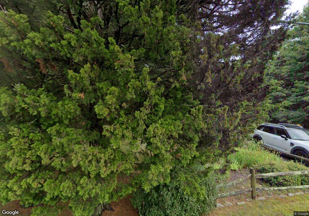 527 Hatchville Rd, East Falmouth, MA 02536 - photo 1