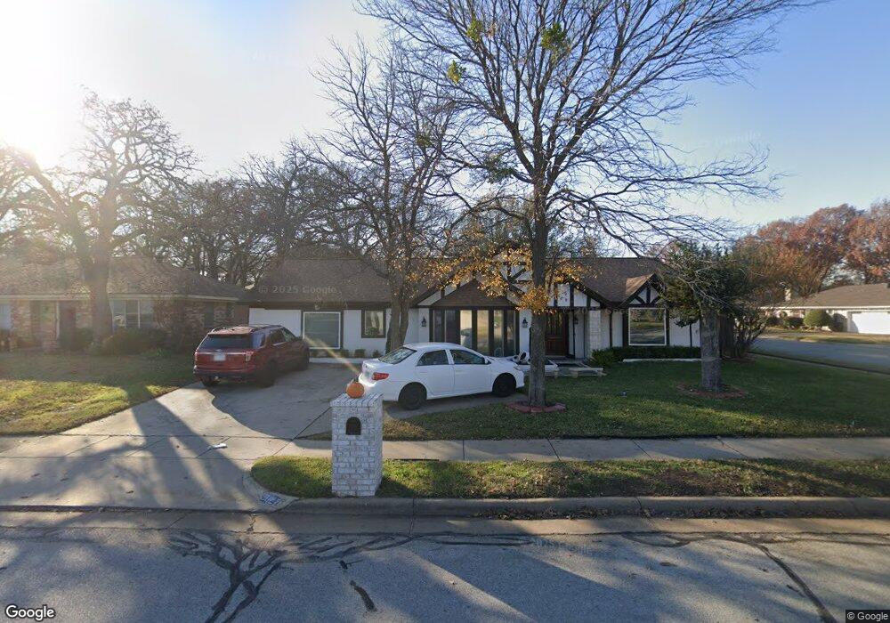 3027 Oak Valley Dr, Bedford, TX 76021 - photo 1