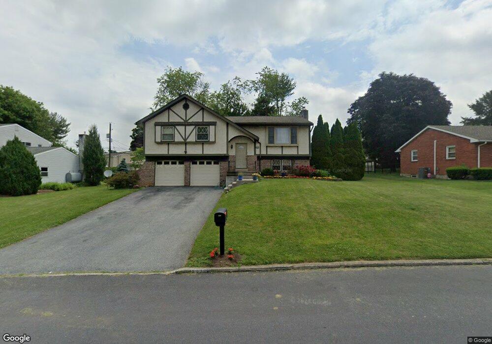 5020 Cypress St, Allentown, PA 18106 - photo 1