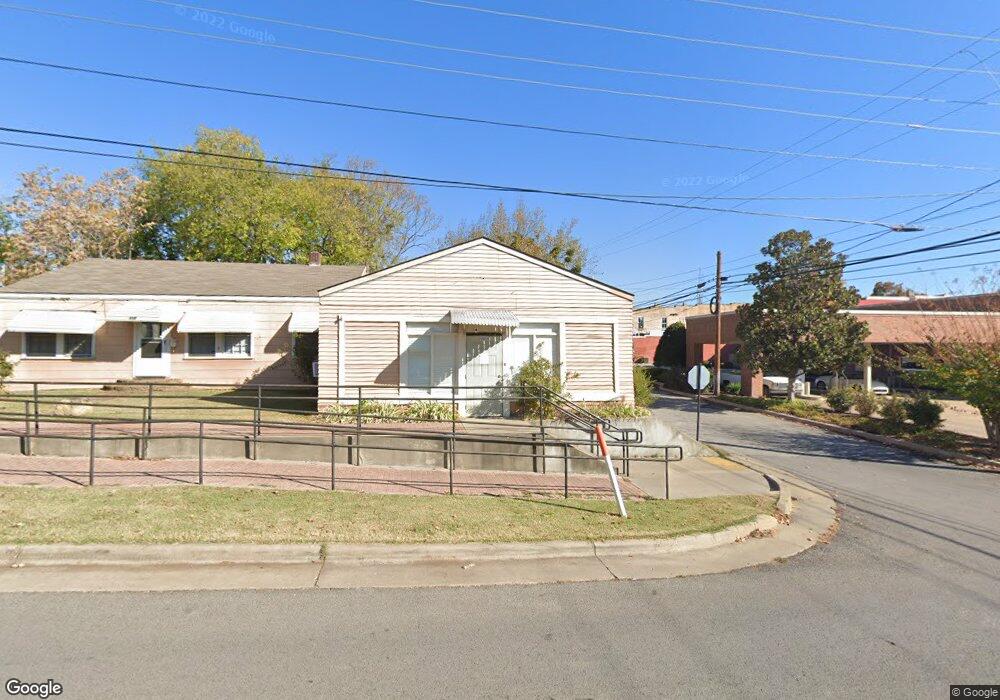 116 W Keetoowah St, Tahlequah, OK 74464 - photo 1