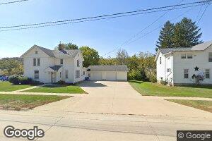 201 High St NE, Elkader, IA 52043
