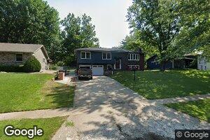 2908 Yellowstone Dr, Lawrence, KS 66047