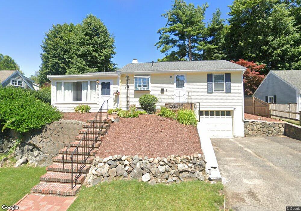 31 Sagamore Rd, Marblehead, MA 01945 - photo 1