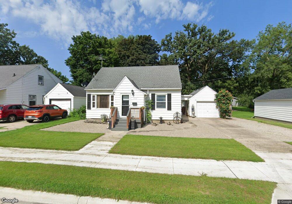 715 Ulstad Ave, Albert Lea, MN 56007 - photo 1