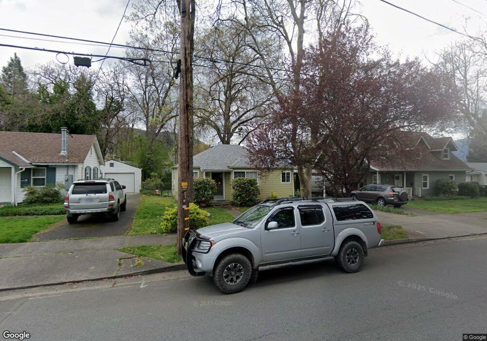 1325 NW Washington Blvd, Grants Pass, OR 97526 - photo 1