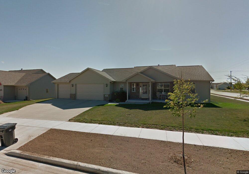 345 Albert Way, Appleton, WI 54915 - photo 1