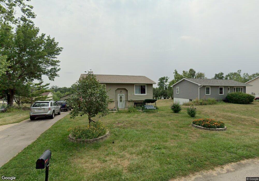 1015 Summit Ave SW, Cedar Rapids, IA 52404 - photo 1