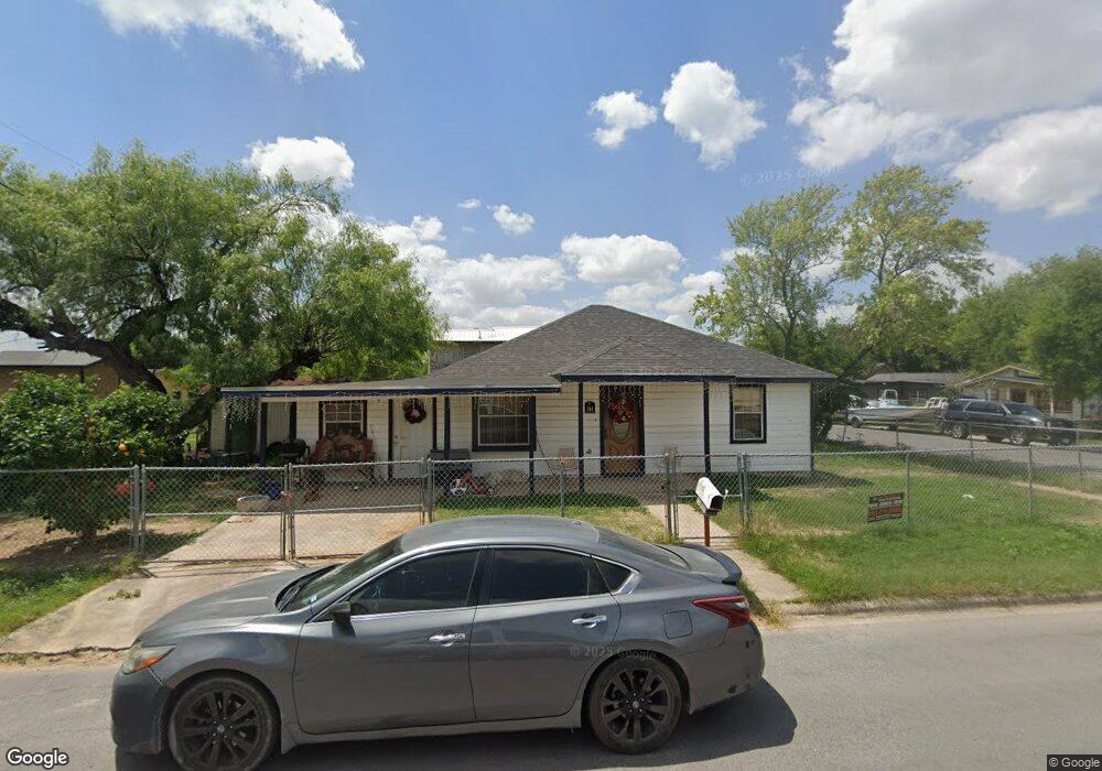 744 N Elm St, Pharr, TX 78577 - photo 1