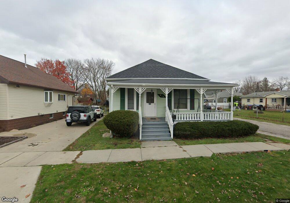 416 16th St, Port Huron, MI 48060 - photo 1