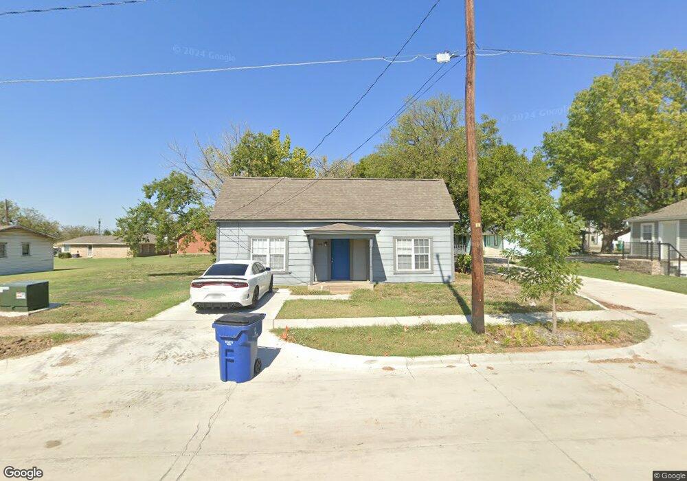 205 W Beech St, Celina, TX 75009 - photo 1