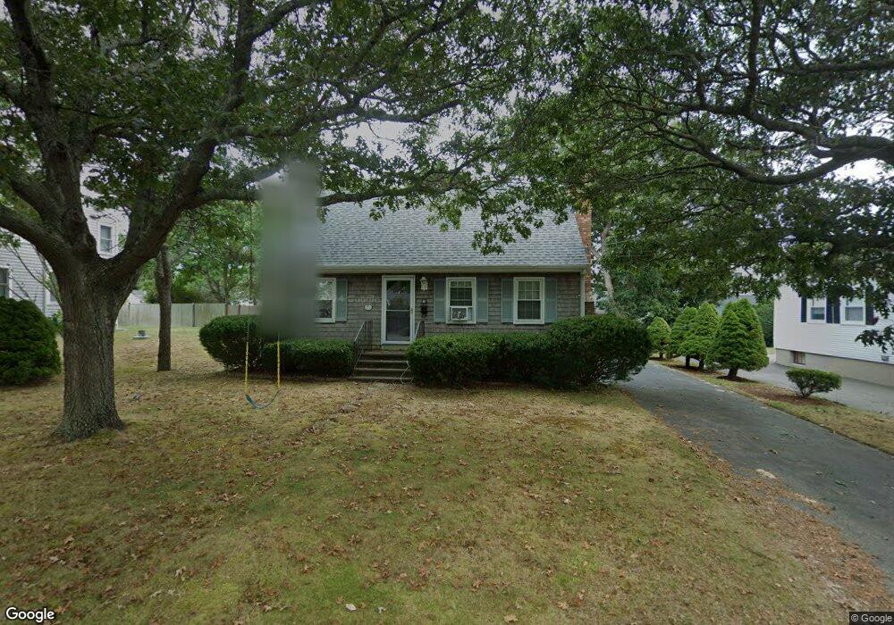 5 Hamilton St, Teaticket, MA 02536 - photo 1