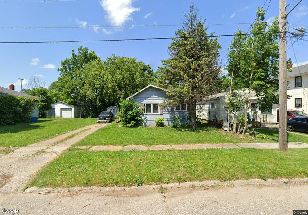 1034 Edith Ave, Flint, MI 48507 - photo 1