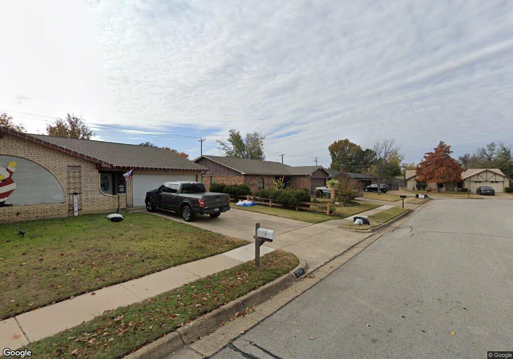 2908 Pebblestone Ln, Bedford, TX 76021 - photo 1