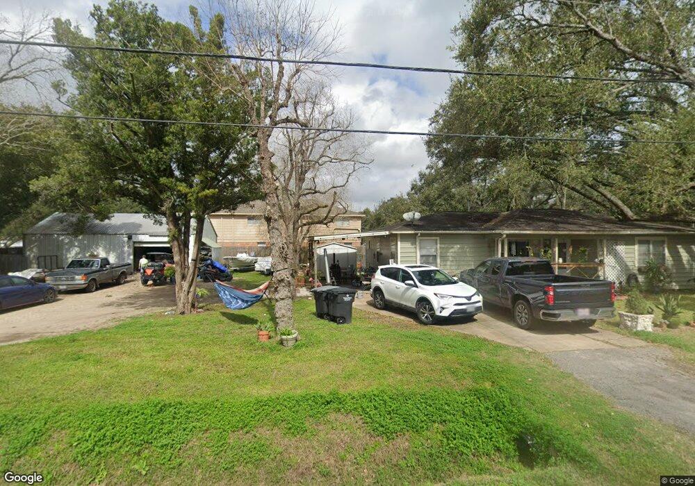 613 Old Galveston Rd, Alvin, TX 77511 - photo 1