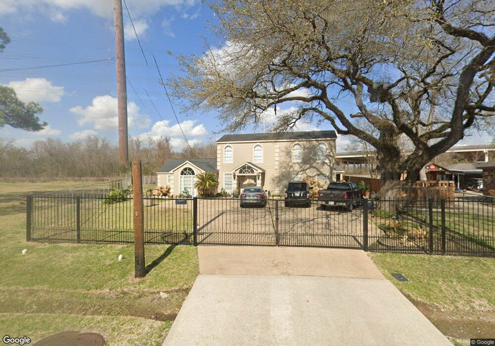 6624 Frisco St, Houston, TX 77022 - photo 1