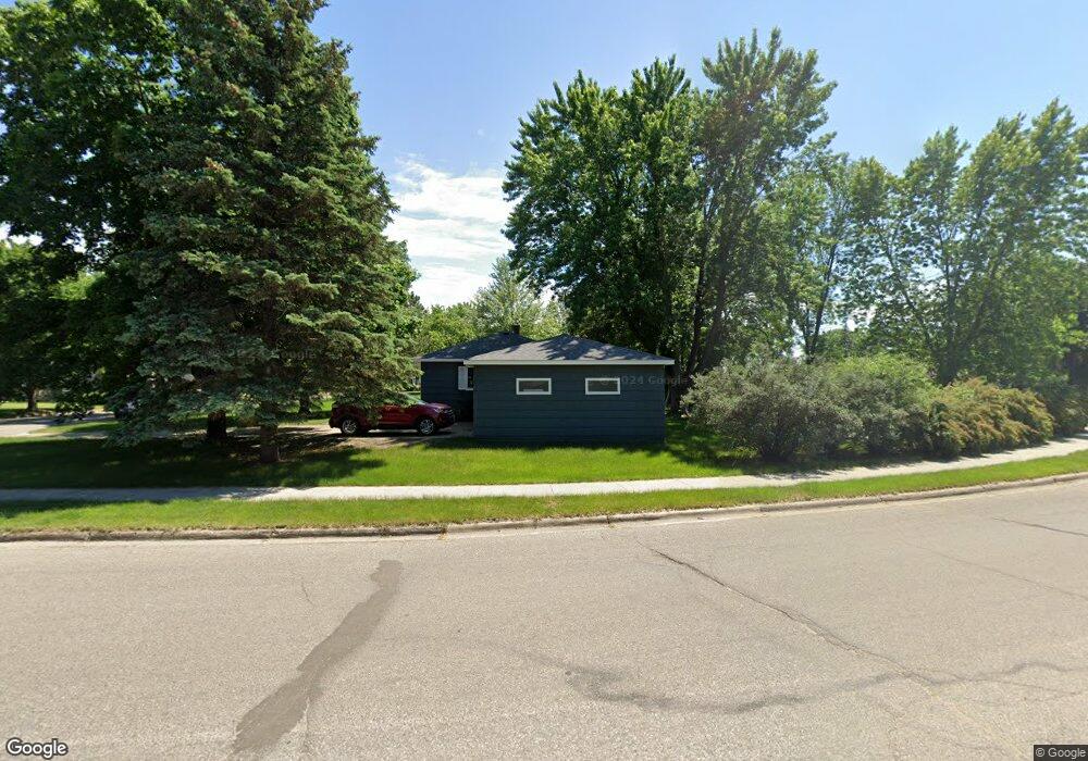 1302 Ash St, Alexandria, MN 56308 - photo 1