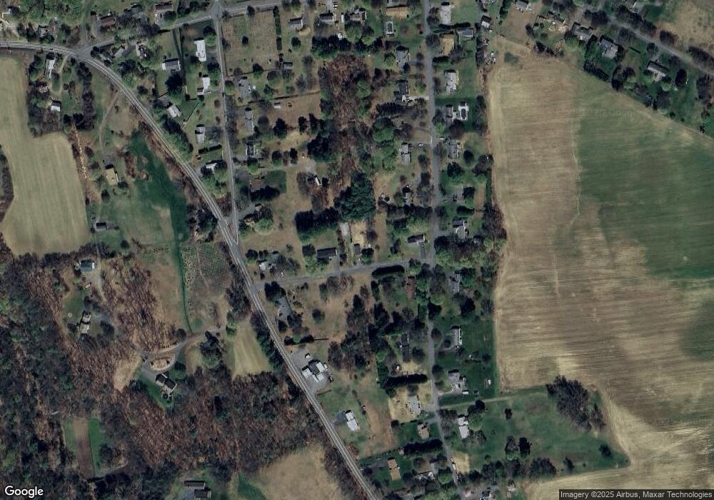 5 Wequamps Dr, South Deerfield, MA 01373 - photo 1