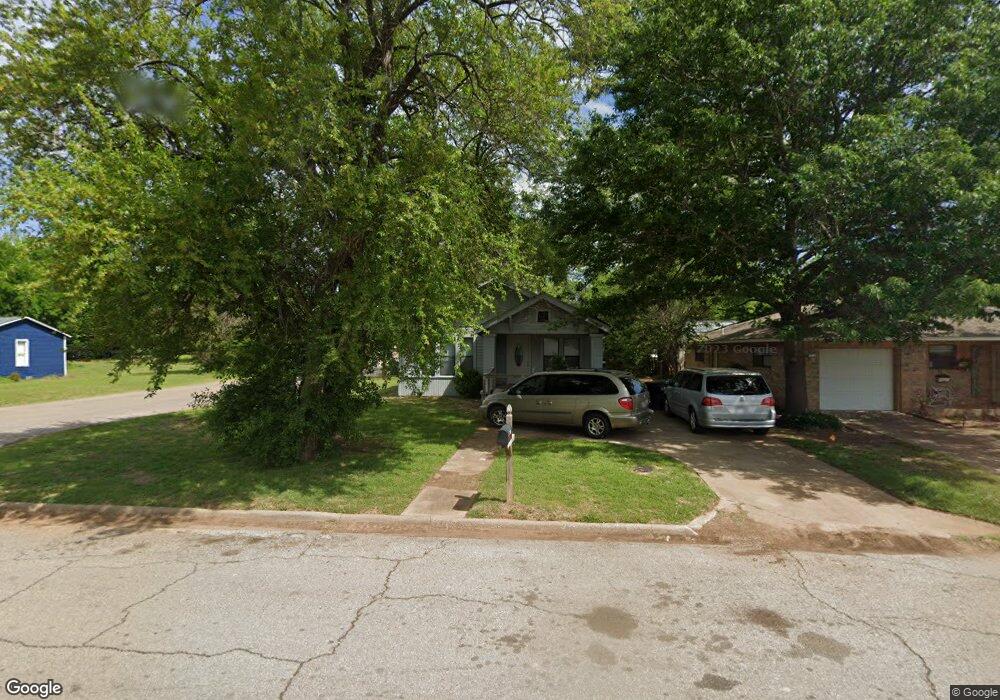 1731 W Bond St, Denison, TX 75020 - photo 1