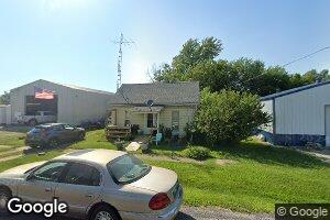 209 N Railroad St, Raymond, IL 62560
