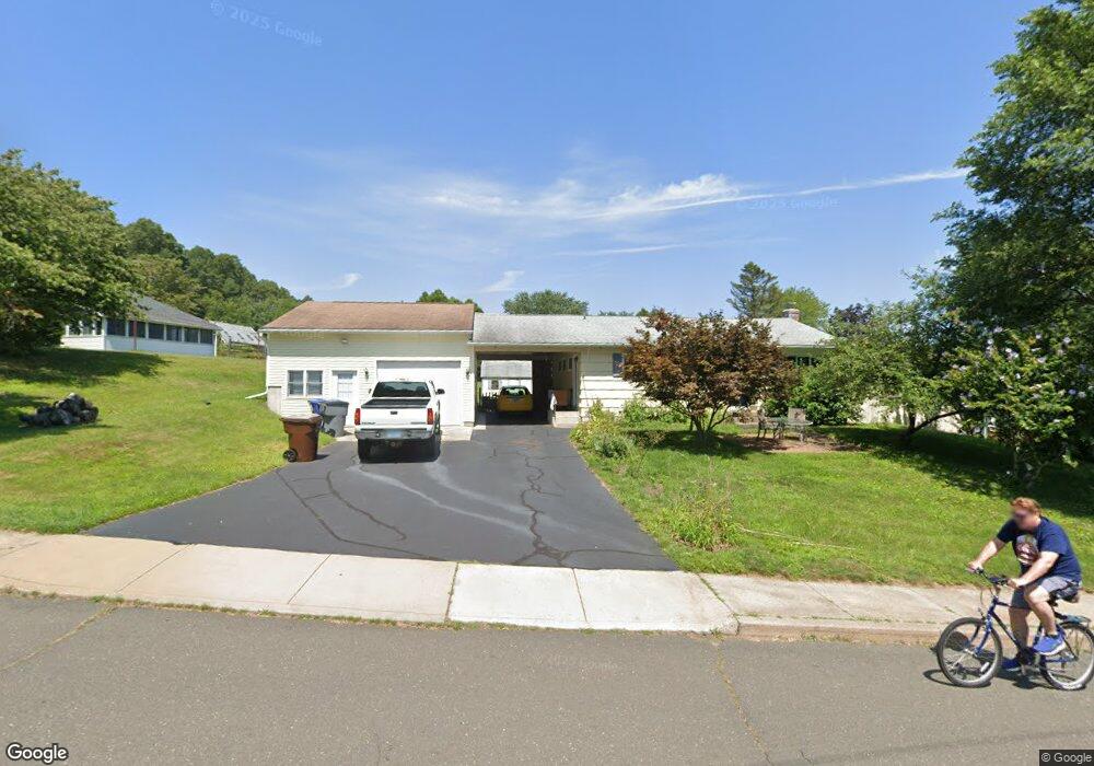 131 Sheridan Rd, Enfield, CT 06082 - photo 1