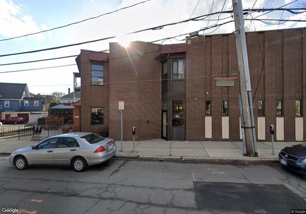 218 Holland St unit 3B, Somerville, MA 02144 - photo 1