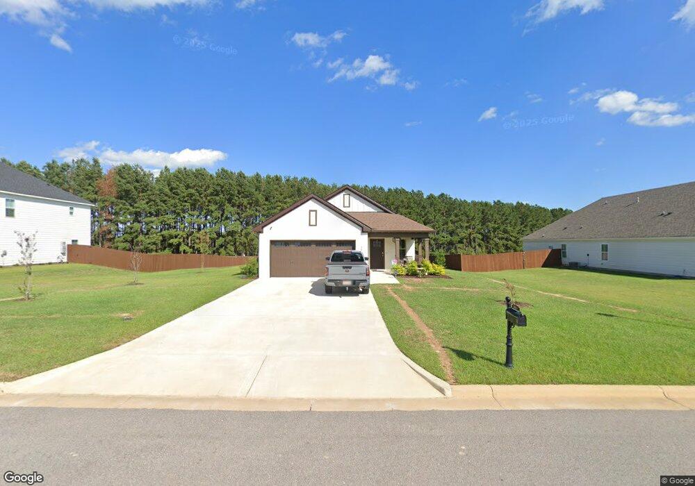 384 Lantana Ln, Dothan, AL 36301 - photo 1