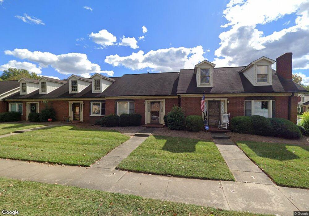 804 Davie Ave unit 804, Statesville, NC 28677 - photo 1