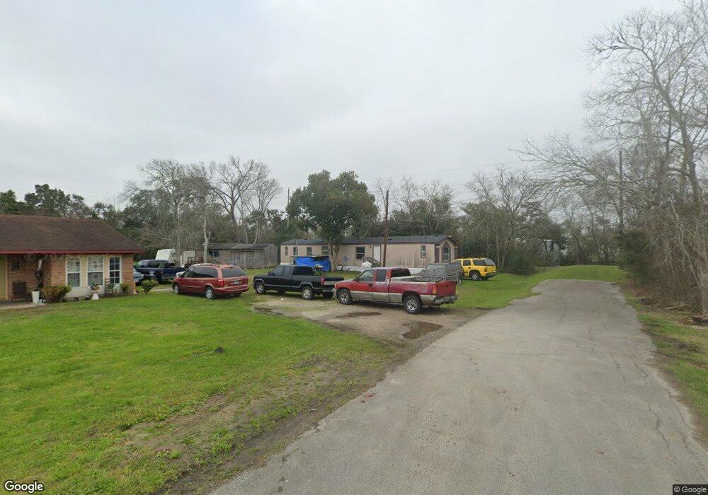 17906 Satsuma St, Alvin, TX 77511 - photo 1