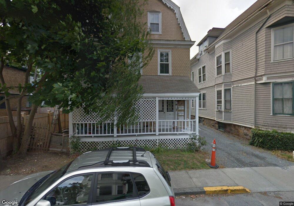 13 Lincoln St unit 1, Newport, RI 02840 - photo 1