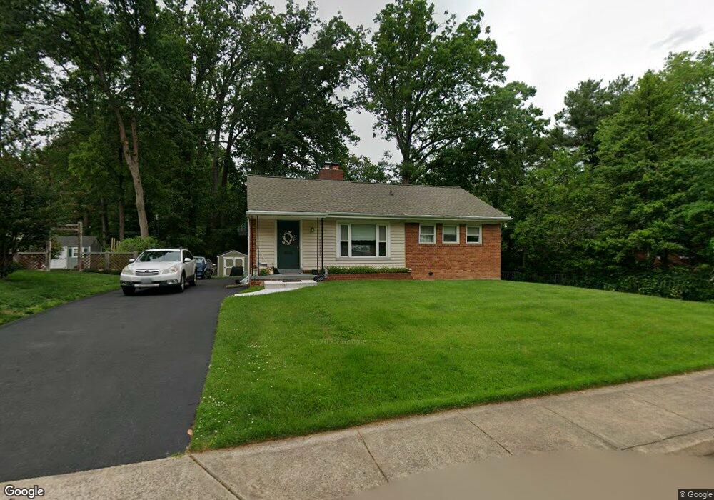 10802 Maple St, Fairfax, VA 22030 - photo 1