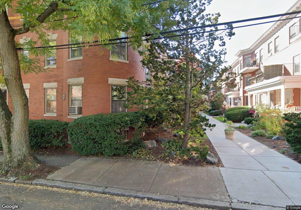 10 Auburn Ct unit 1, Brookline, MA 02446 - photo 1