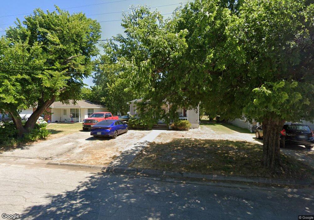 1514 Cherry St, Gainesville, TX 76240 - photo 1