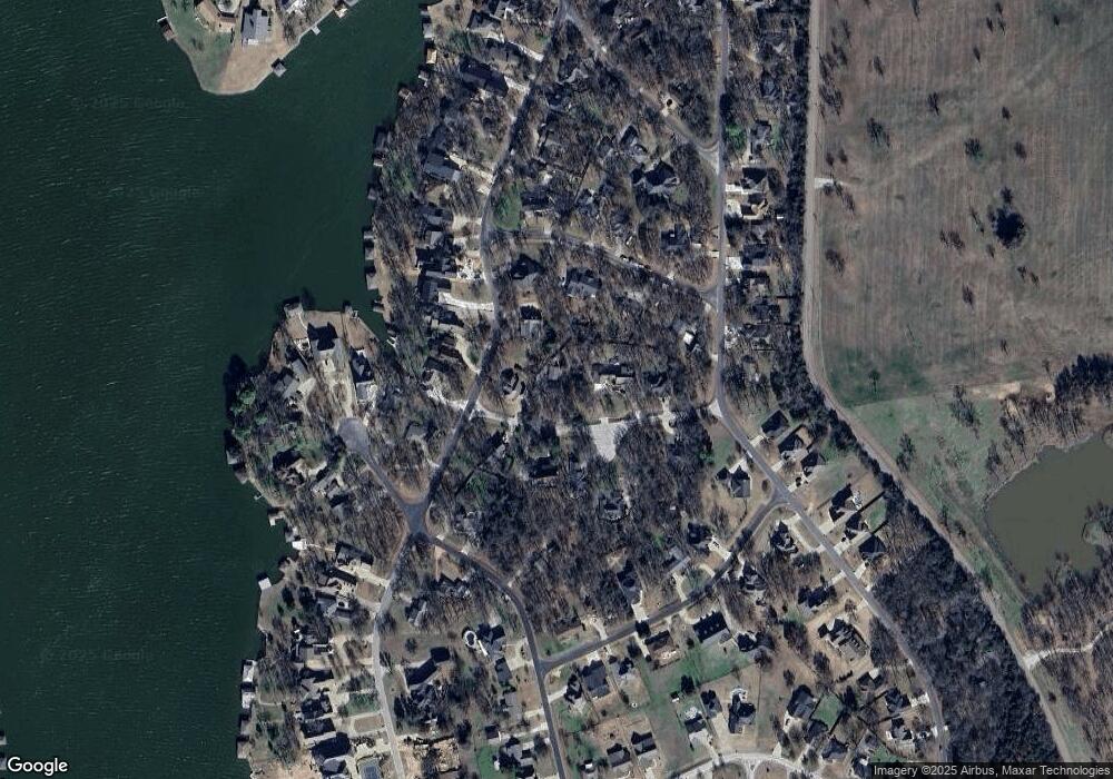 111 Houston Dr, Gainesville, TX 76240 - photo 1