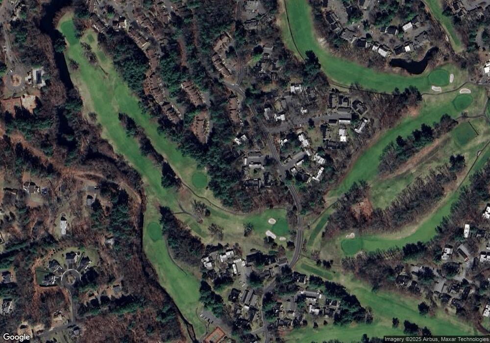 132 Mallard Dr, Avon, CT 06001 - photo 1