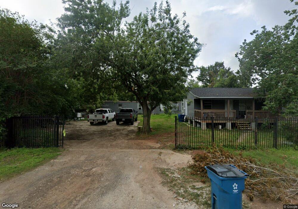 2318 Warwick Rd, Houston, TX 77093 - photo 1