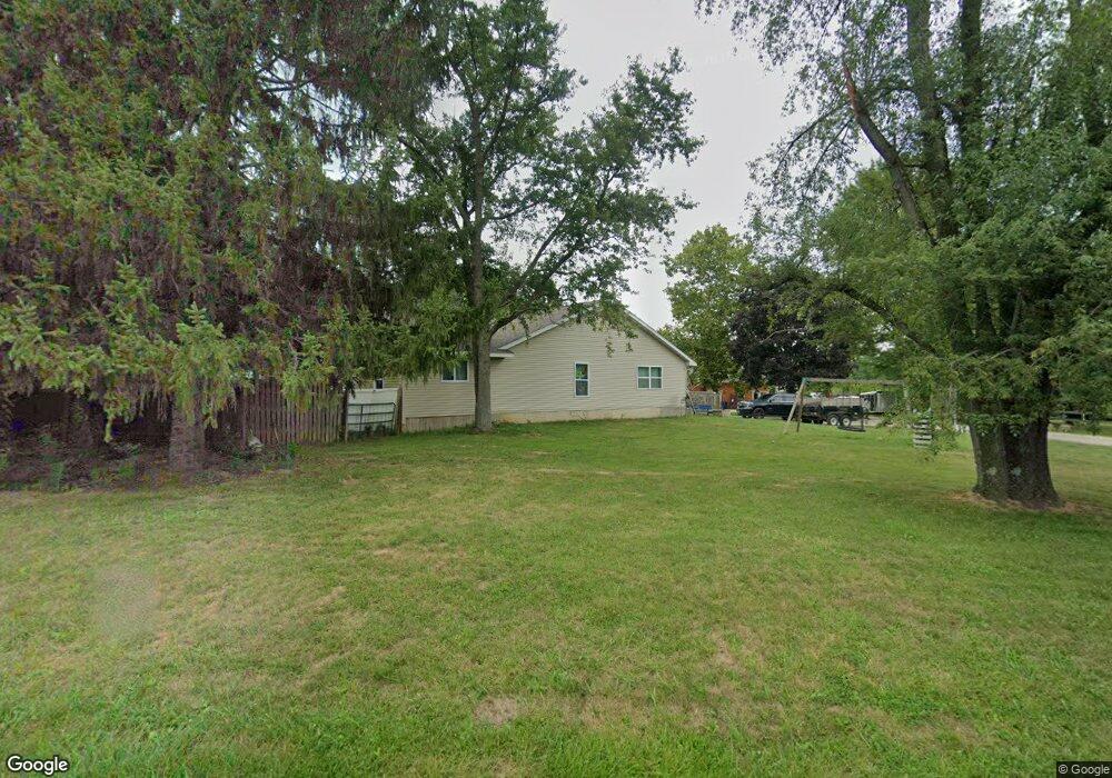 1712 Gravel Springs Rd, Jacksonville, IL 62650 - photo 1