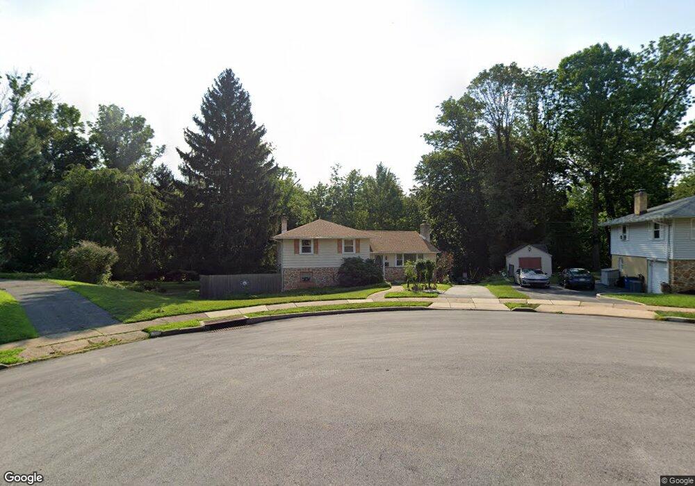 1141 S Lehigh Cir, Swarthmore, PA 19081 - photo 1